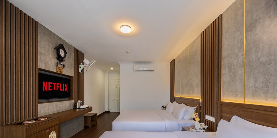 grandfamily901 (3).jpg